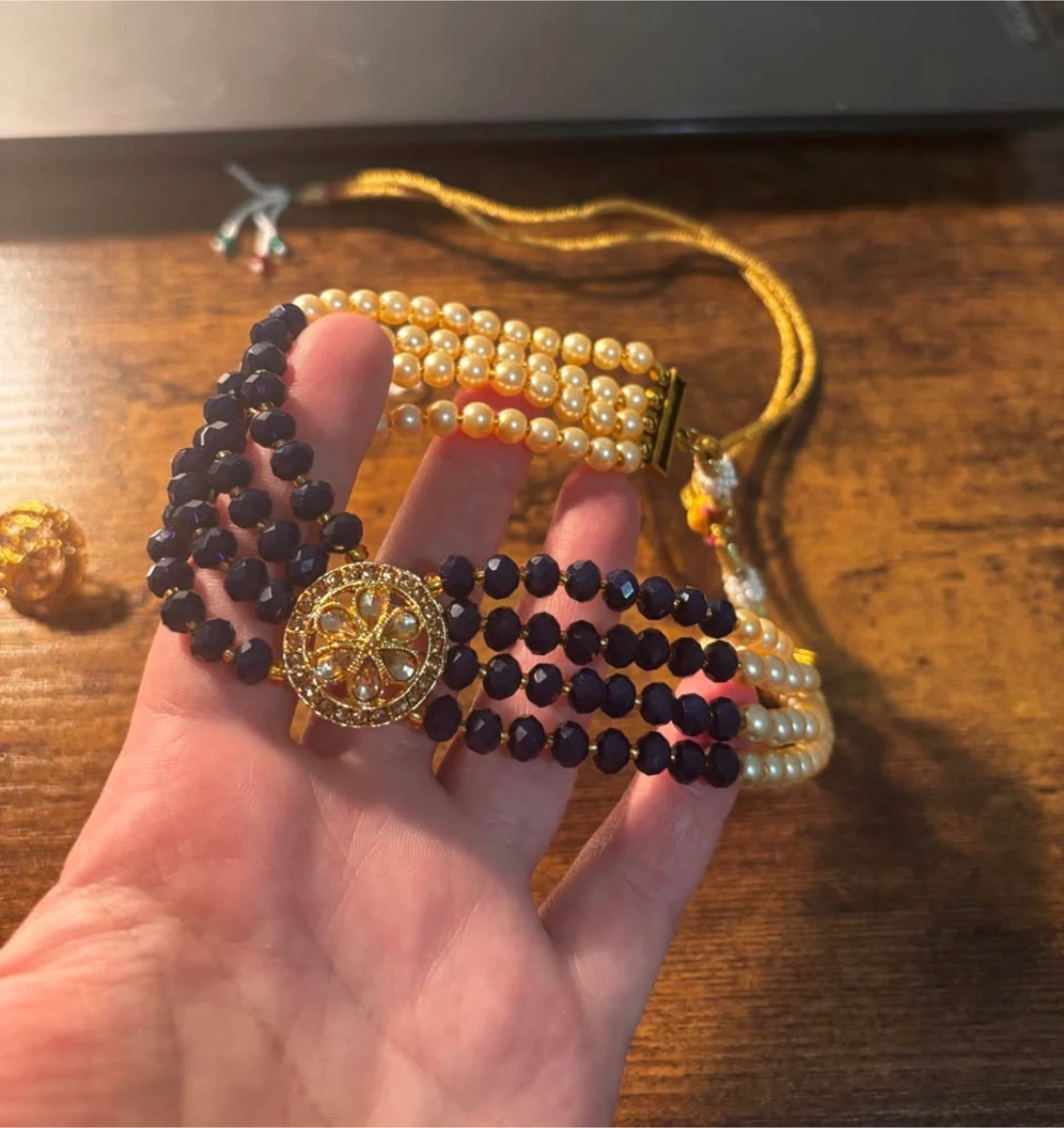 Beaded Necklace and Earrings Set - photo 3