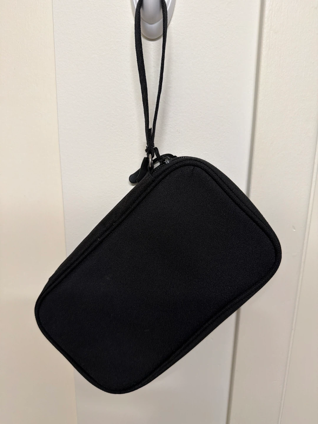 Black Electronics Organizer Pouch - photo 4