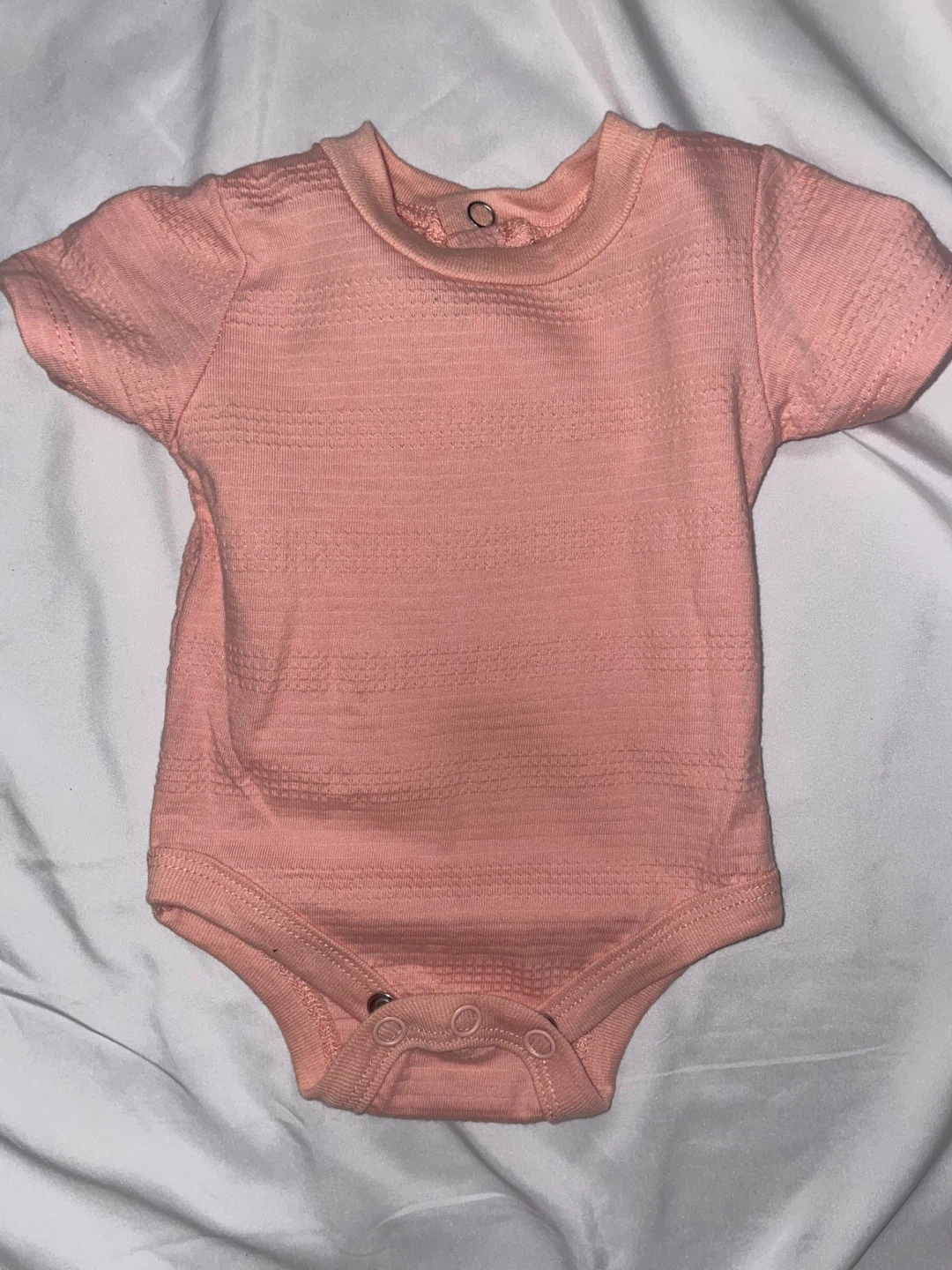 🏆Baby Onesie Short Sleeve Peach Size Unknown