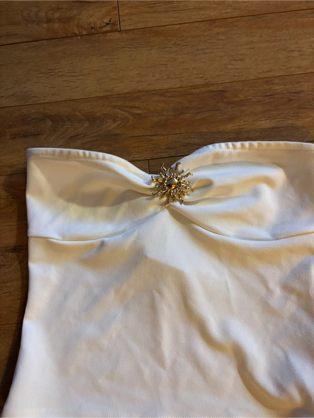 H&M White Strapless Tube Top with Brooch Size S - photo 2