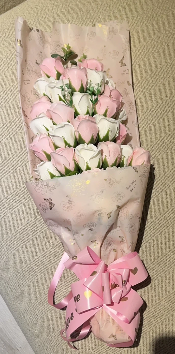 Soap Rose Bouquet - Pink and White - photo 3