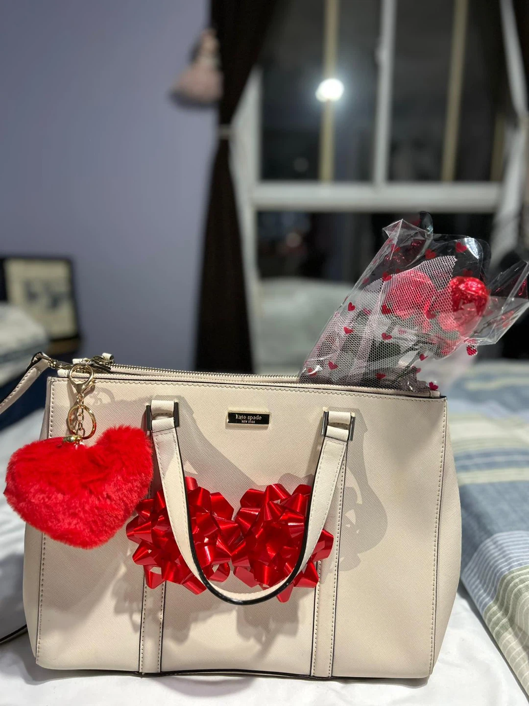 ❤️ PERFECT VALENTINE’S GIFT! Kate Spade Tote (Like New) ❤️ - photo 2