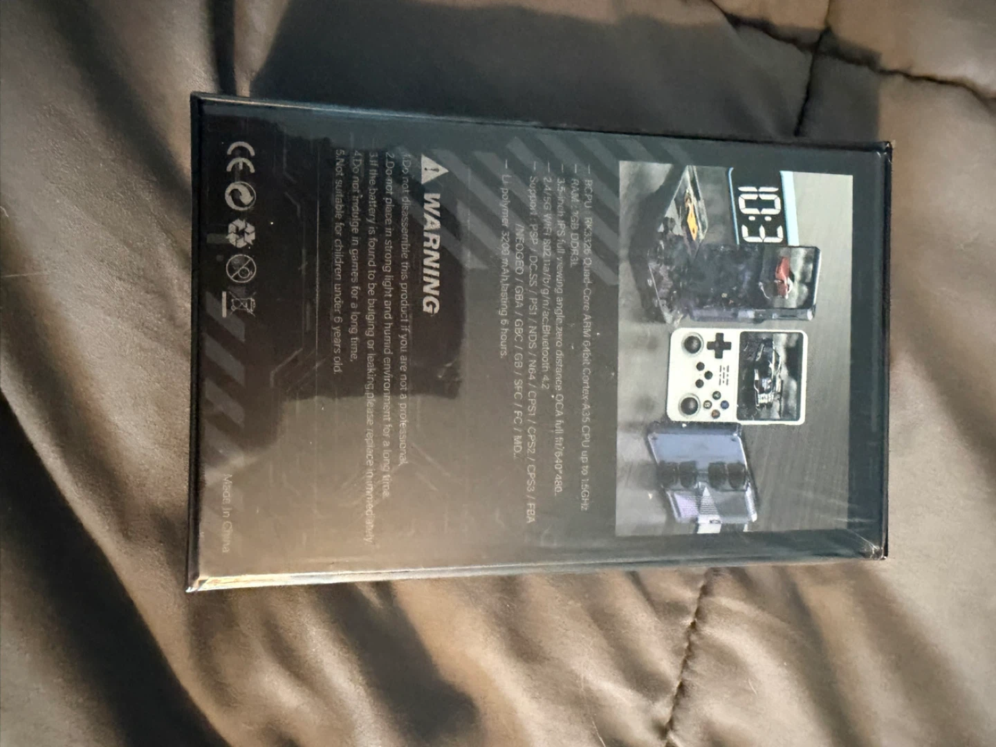 R36S Handheld Game Console - photo 3