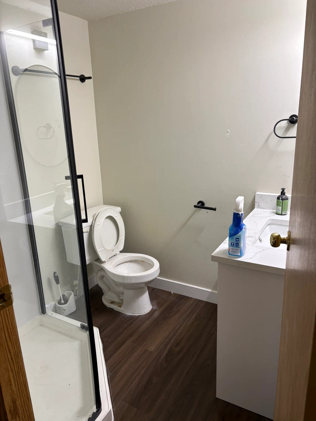 ✨ Beautiful Legal 1-Bedroom Basement for Rent | Martindale NE |✨ - photo 2