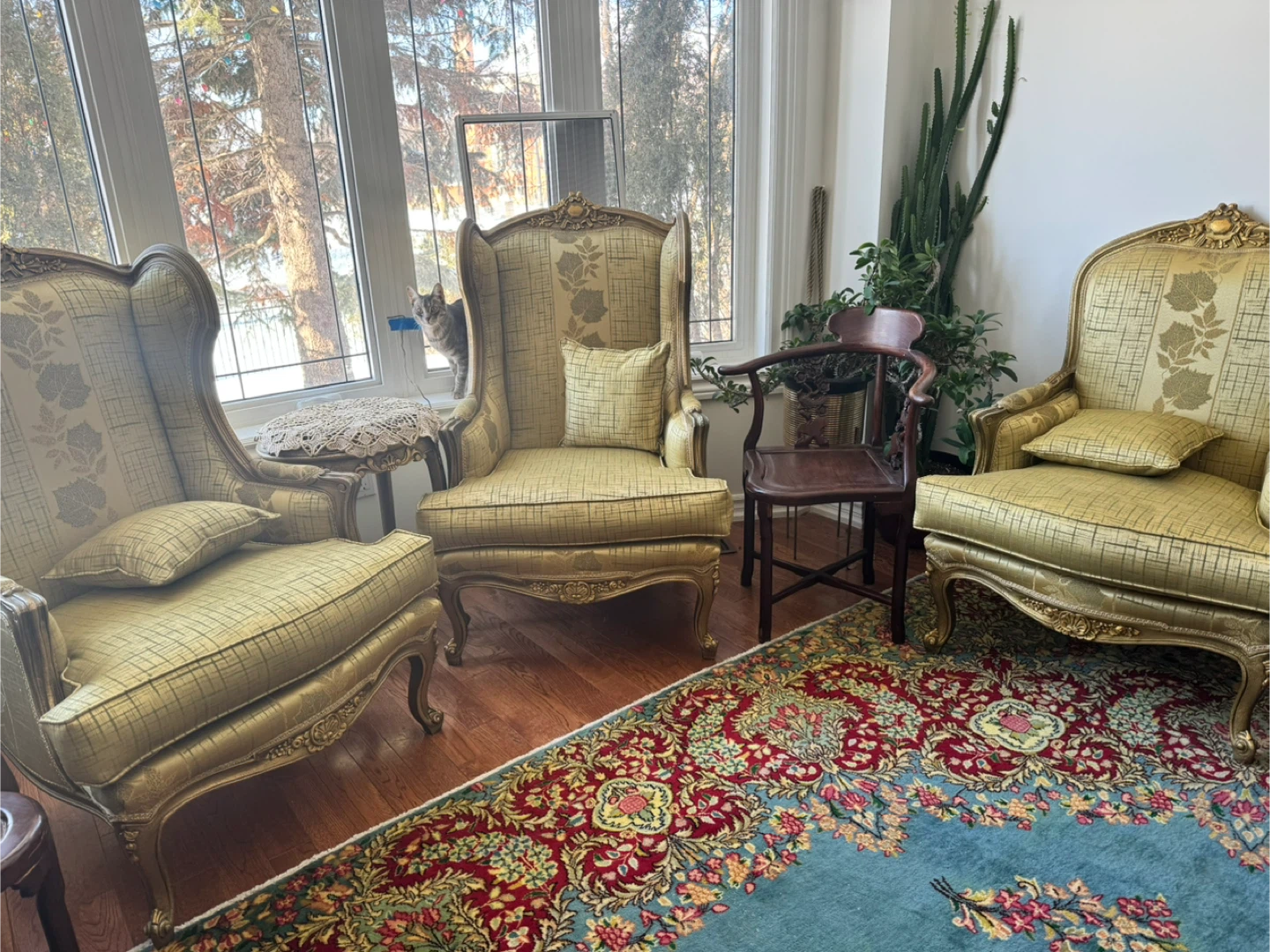 Vintage Sofa and 2 Armchairs center and side tables  7 pieces - photo 3