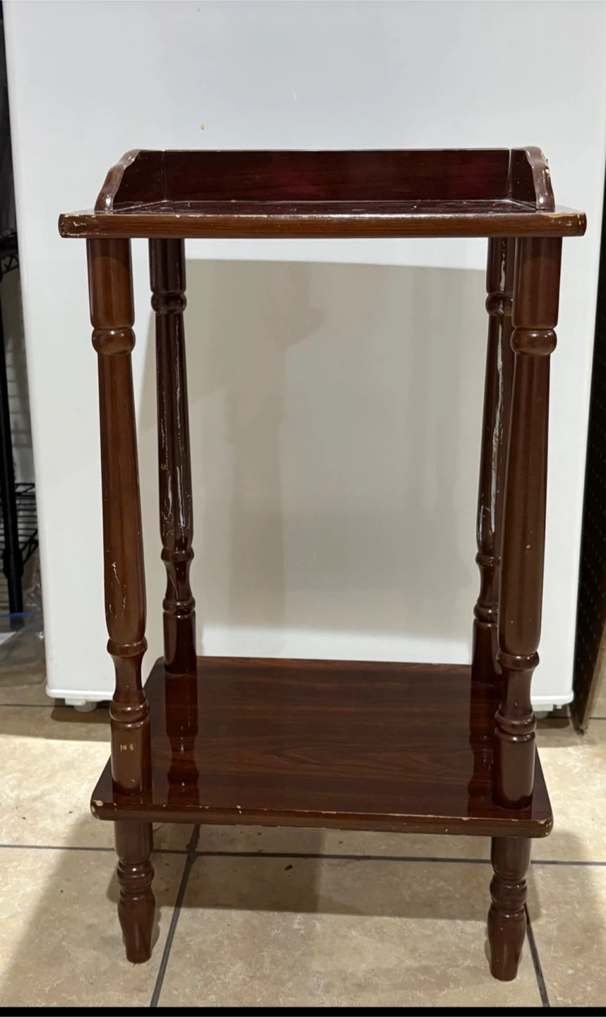 🏆Vintage Dark Wood Side Table - Thrifty