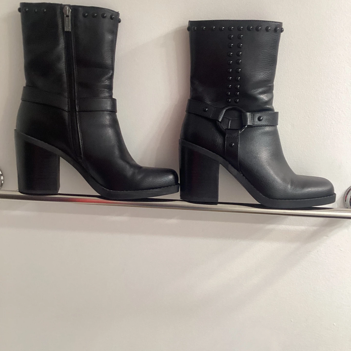 🏆 Jessica Simpson Faux Leather Boots - photo 4