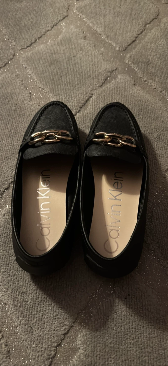 Calvin Klein Black Loafers with Gold Chain Detail - photo 2