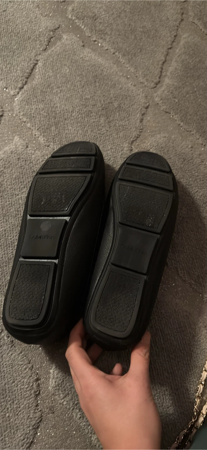 Calvin Klein Black Loafers with Gold Chain Detail - photo 3