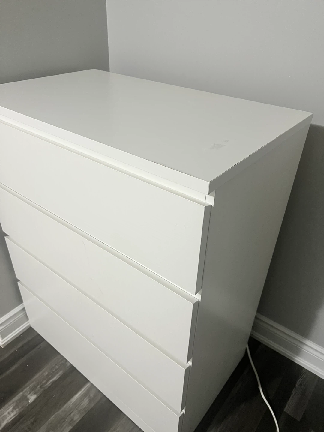 White 4-Drawer Dresser - photo 2