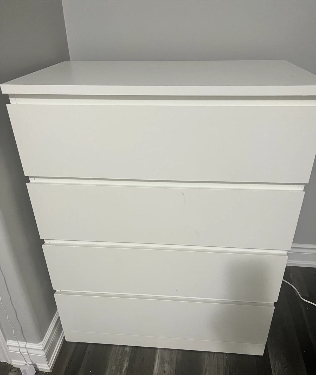 White 4-Drawer Dresser - photo 3