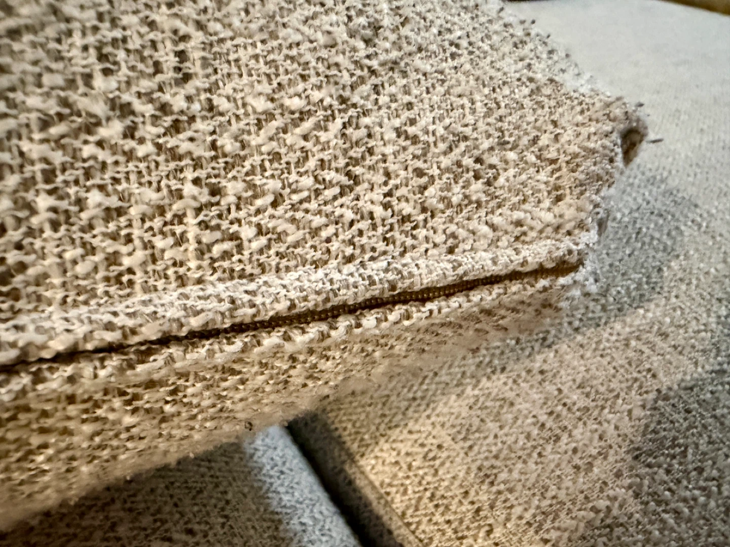 Harper Sofa – Cream colour (2024) – Excellent Condition - photo 5