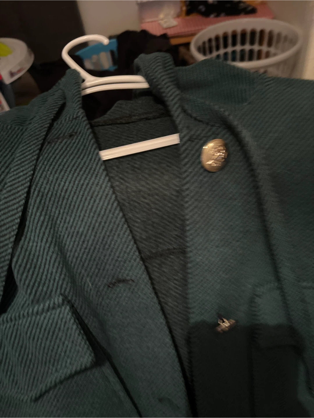 Green hooded jacket with button closure - photo 2