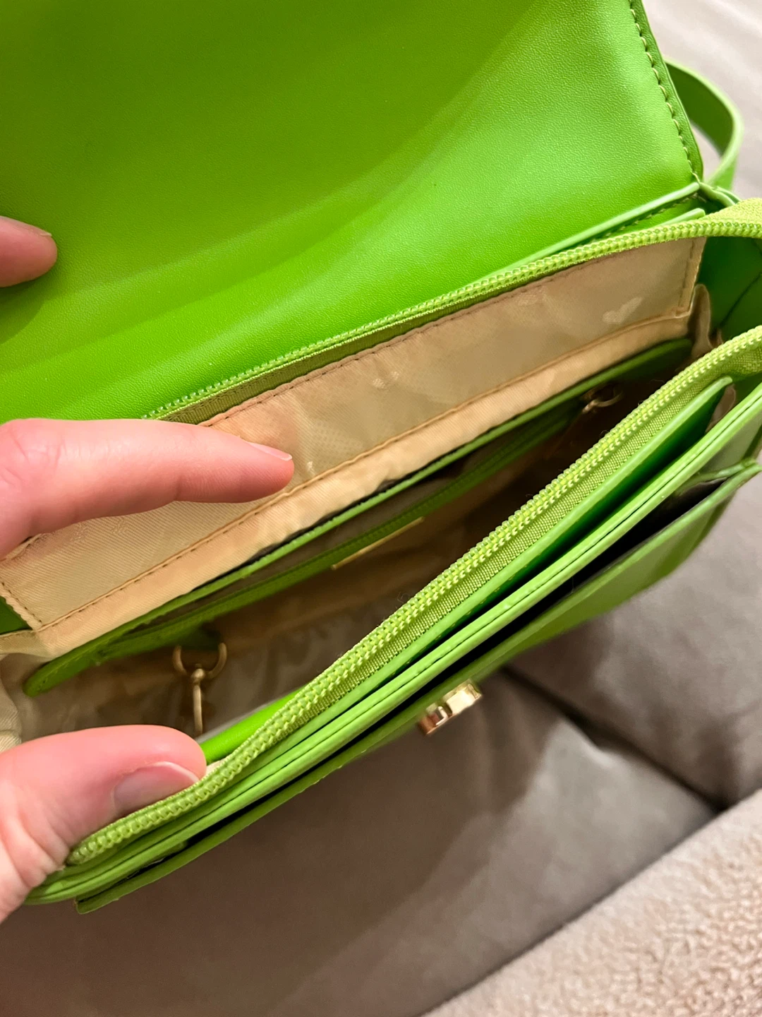 Mimi MUÀ Crossbody Bag - Bright Green Straw & Leather - photo 5