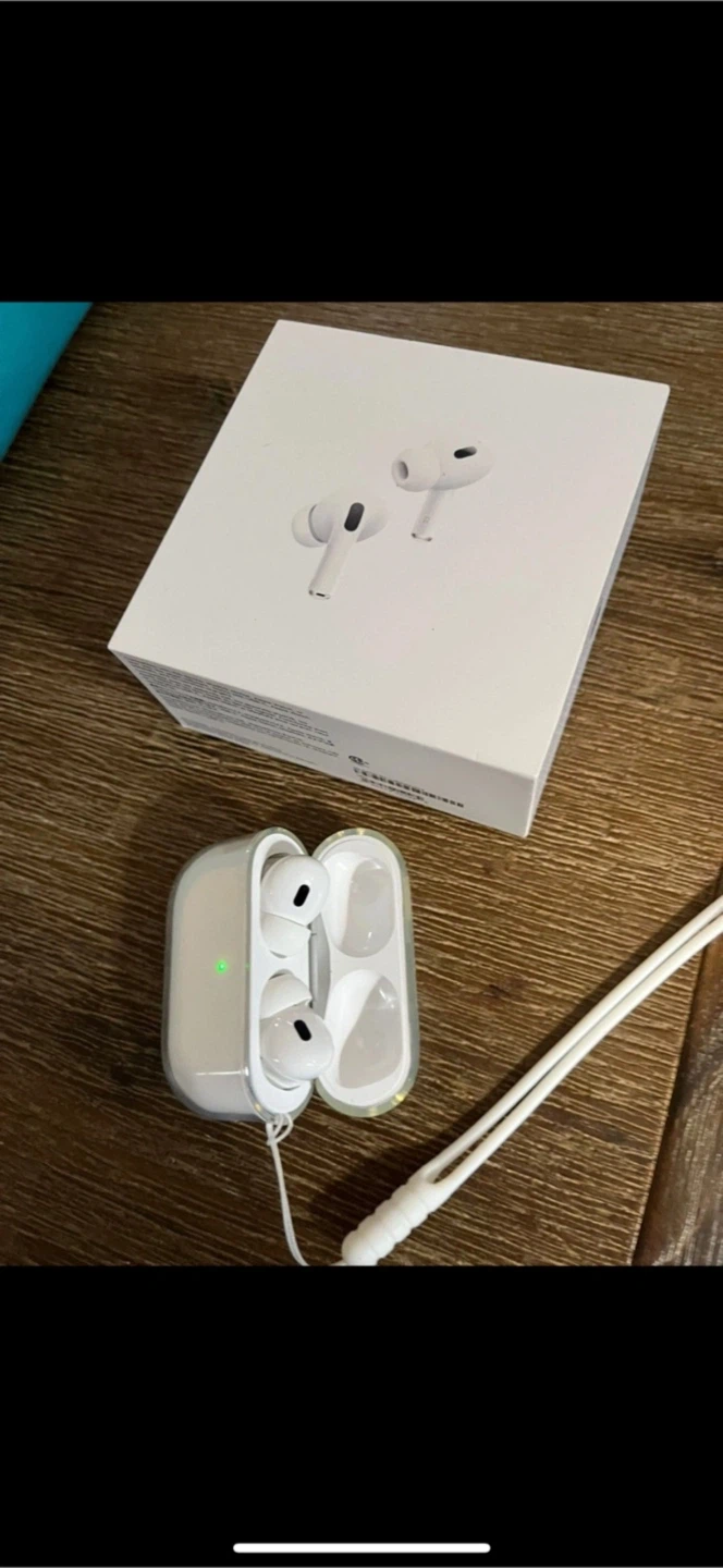Apple AirPods Pro 2nd Gen with clear case and lanyard - photo 3