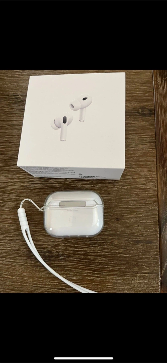 Apple AirPods Pro 2nd Gen with clear case and lanyard - photo 5