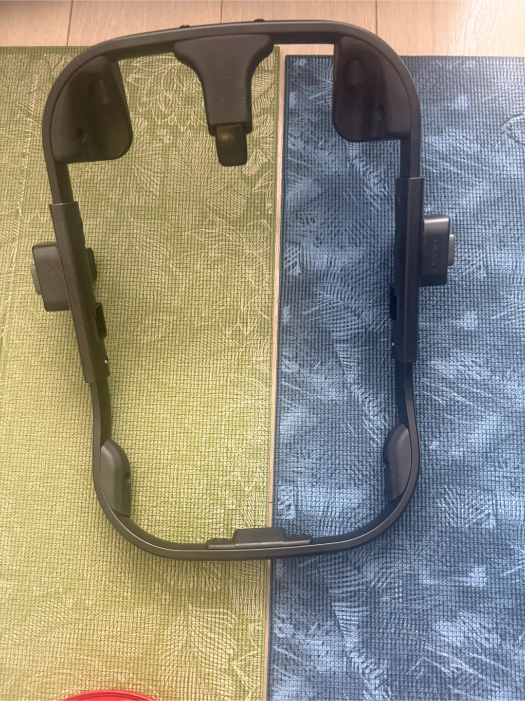Gently used Nuna PIPA Car seat - photo 3