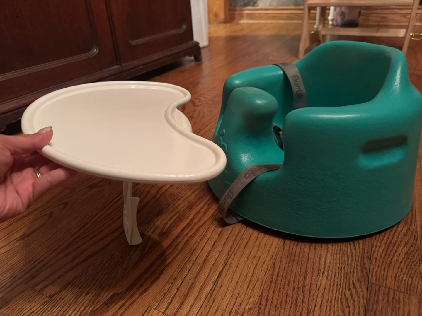 Bumbo with tray - photo 3