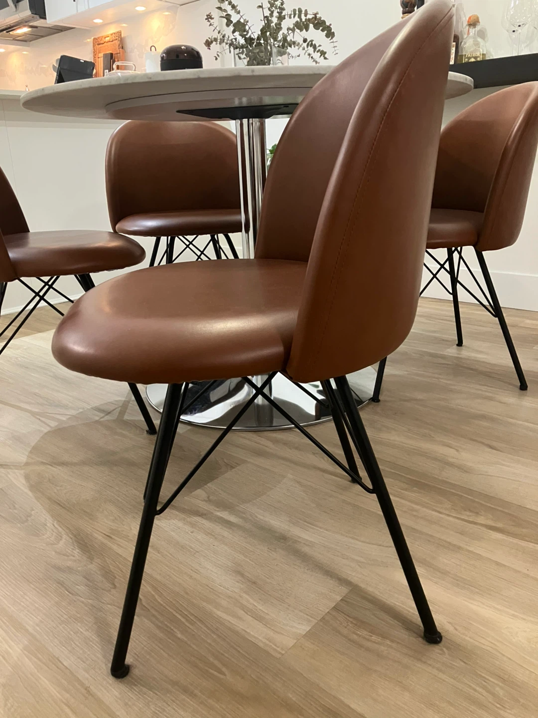 Set of 4 Brown Faux Leather Dining Chairs - photo 4