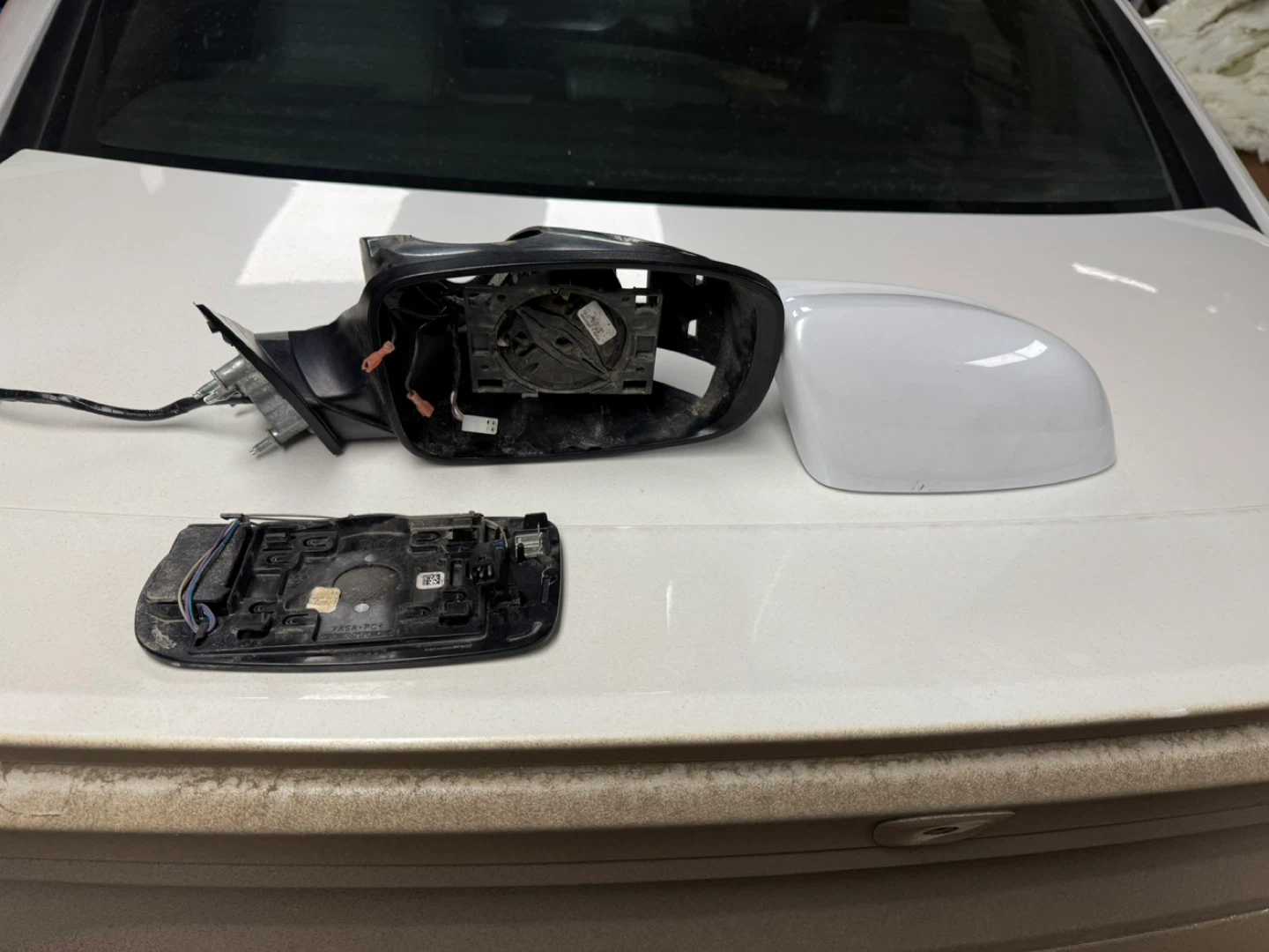 2015 Dodge Charger RH Side Mirror Assembly