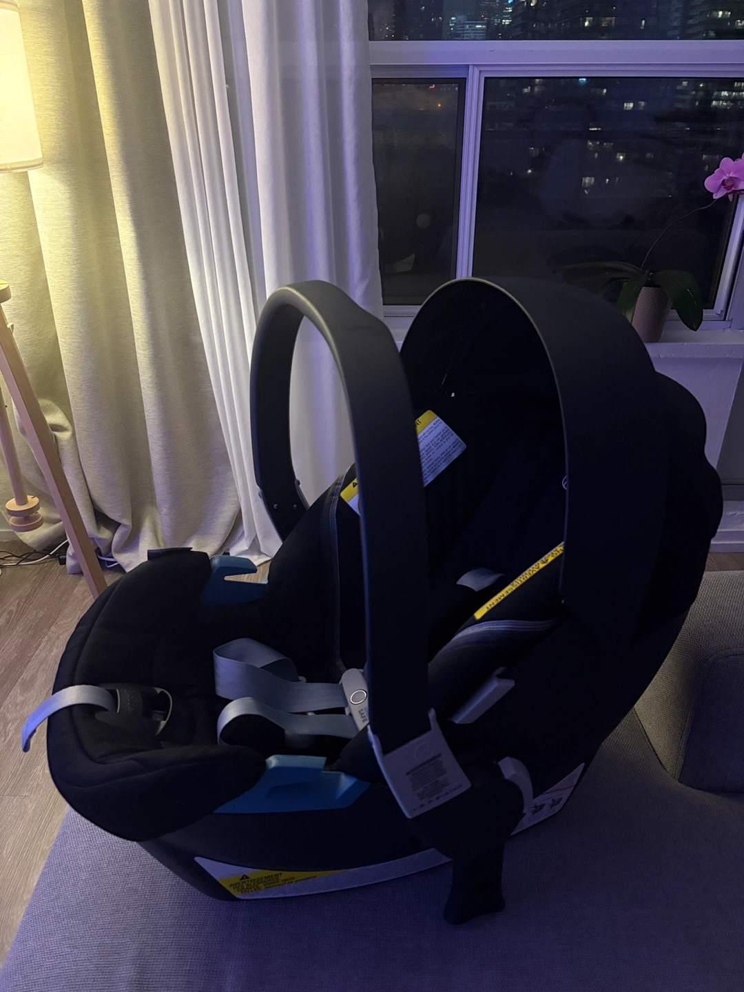 Cybex Aton 2 Infant Car Seat Lavastone Black - photo 2