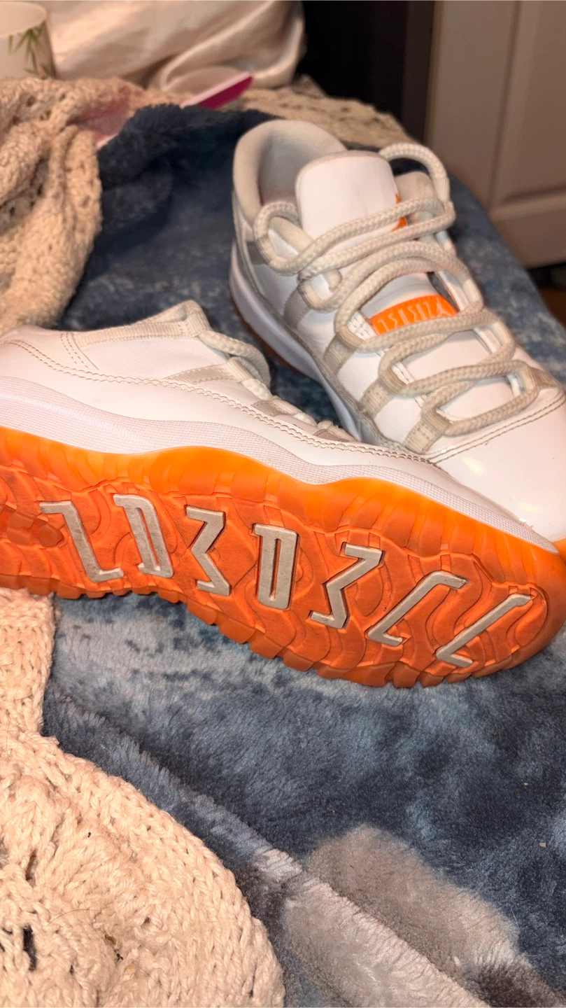 Nike Air Jordan 11 Retro Low TD Shoes - White/Orange - Size 3Yq🏆 - photo 5