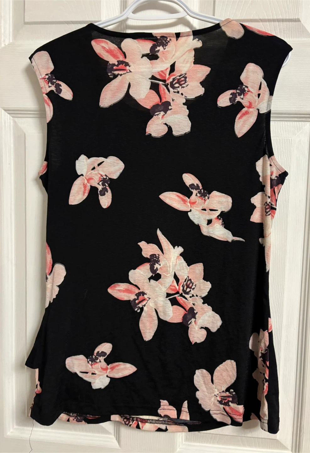 Black Floral Sleeveless Top - photo 2