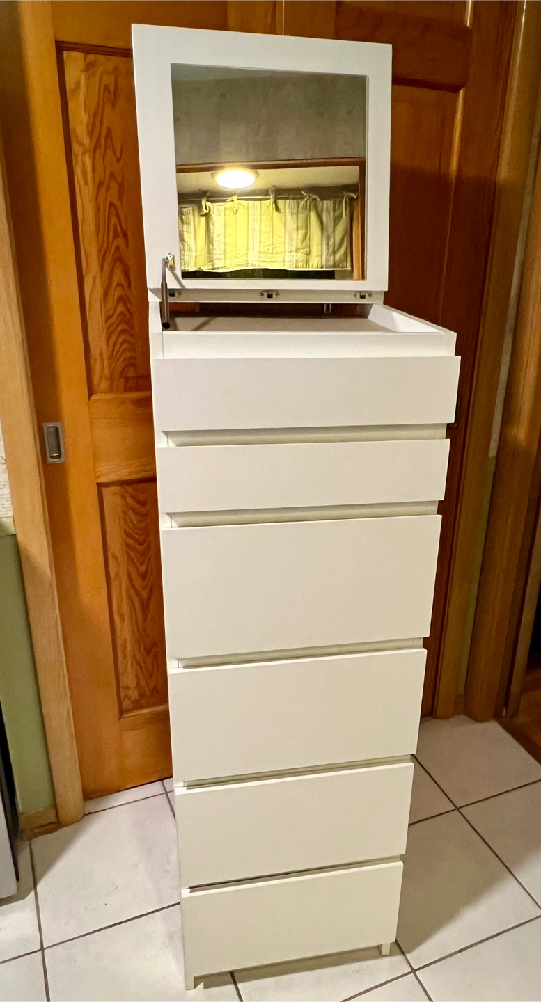 IKEA white 6 drawer dresser w/mirror/jewelry storage - photo 4