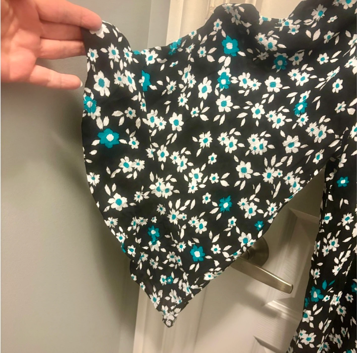 BRAND NEW Anne Cole “Bunches”  Flounce Sleeve Cover-Up - photo 4