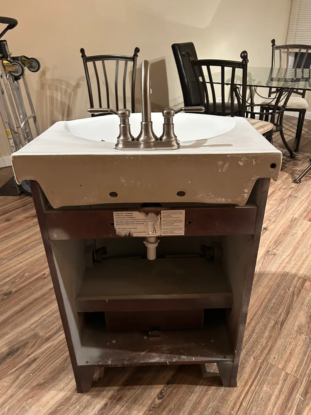White Vanity Sink with Faucet and Water Hoses - photo 4