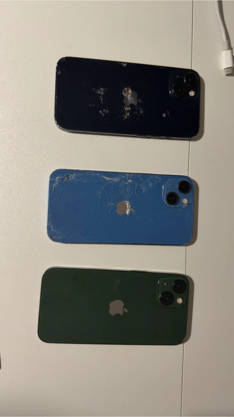 iPhone 13s