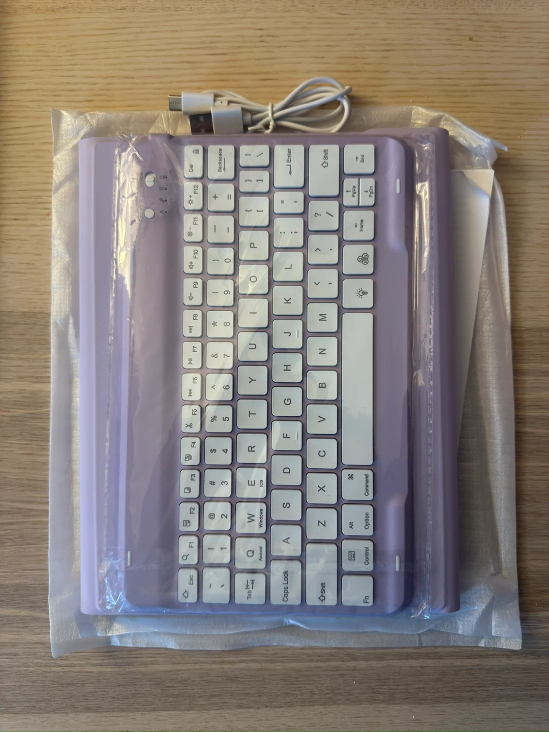 Typecase Folio Keyboard Case for iPad 10th Gen - Light Purple - photo 2