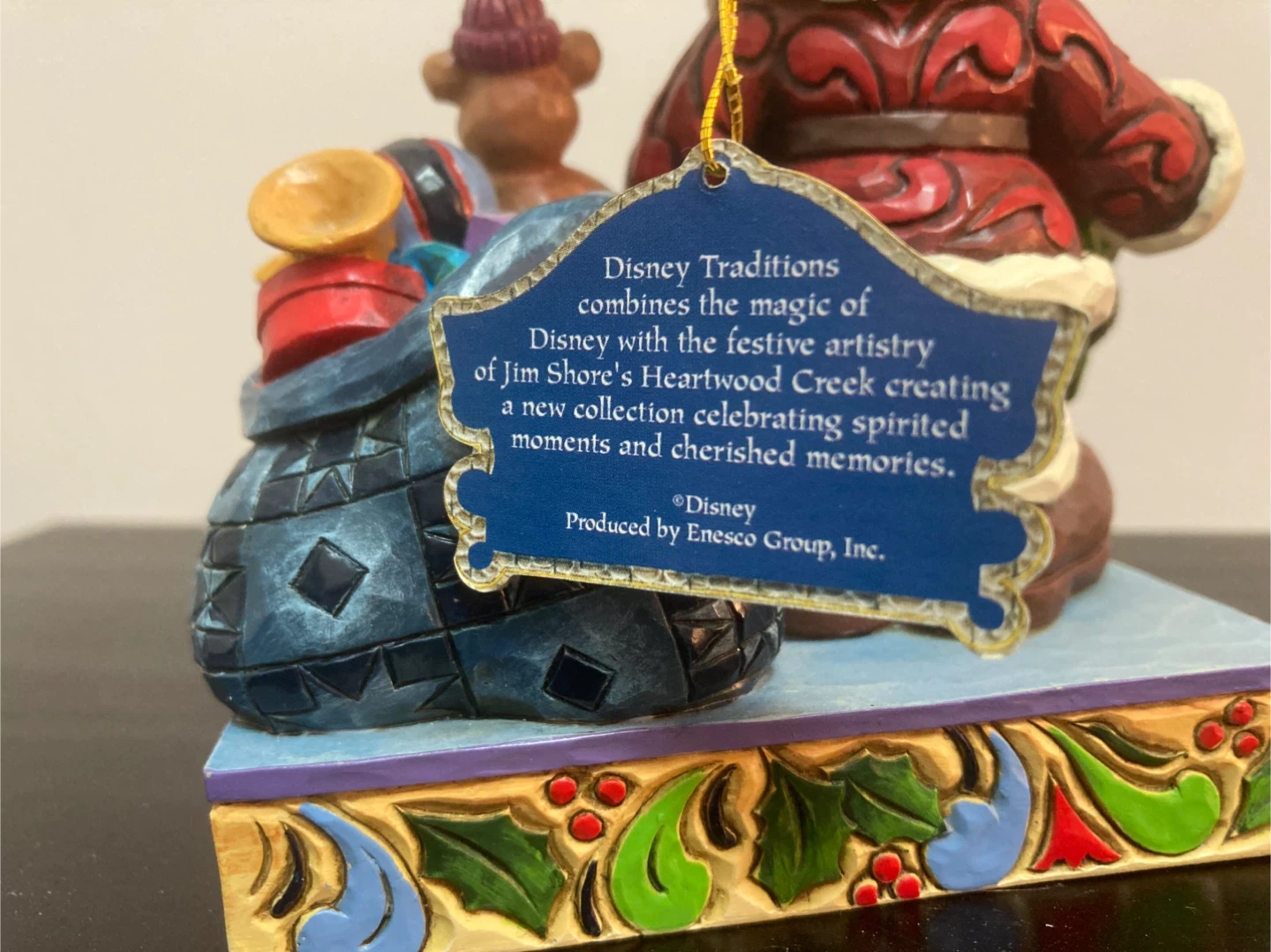 Disney Traditions Mickey Mouse "Merry Christmas To You" Figurine - photo 4