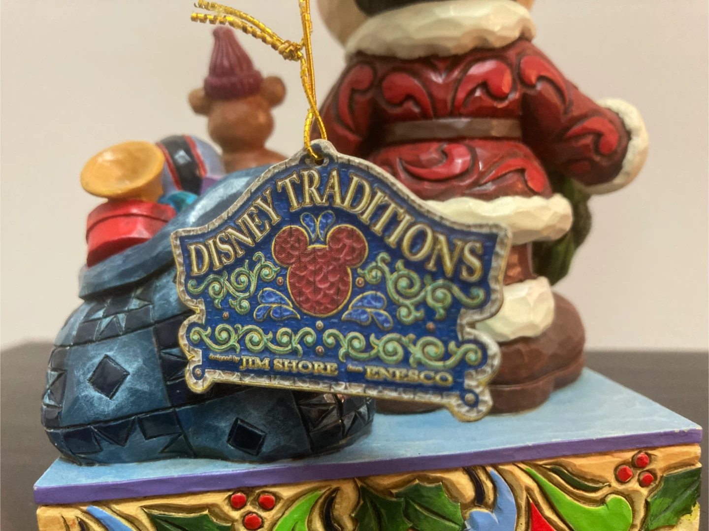 Disney Traditions Mickey Mouse "Merry Christmas To You" Figurine - photo 2