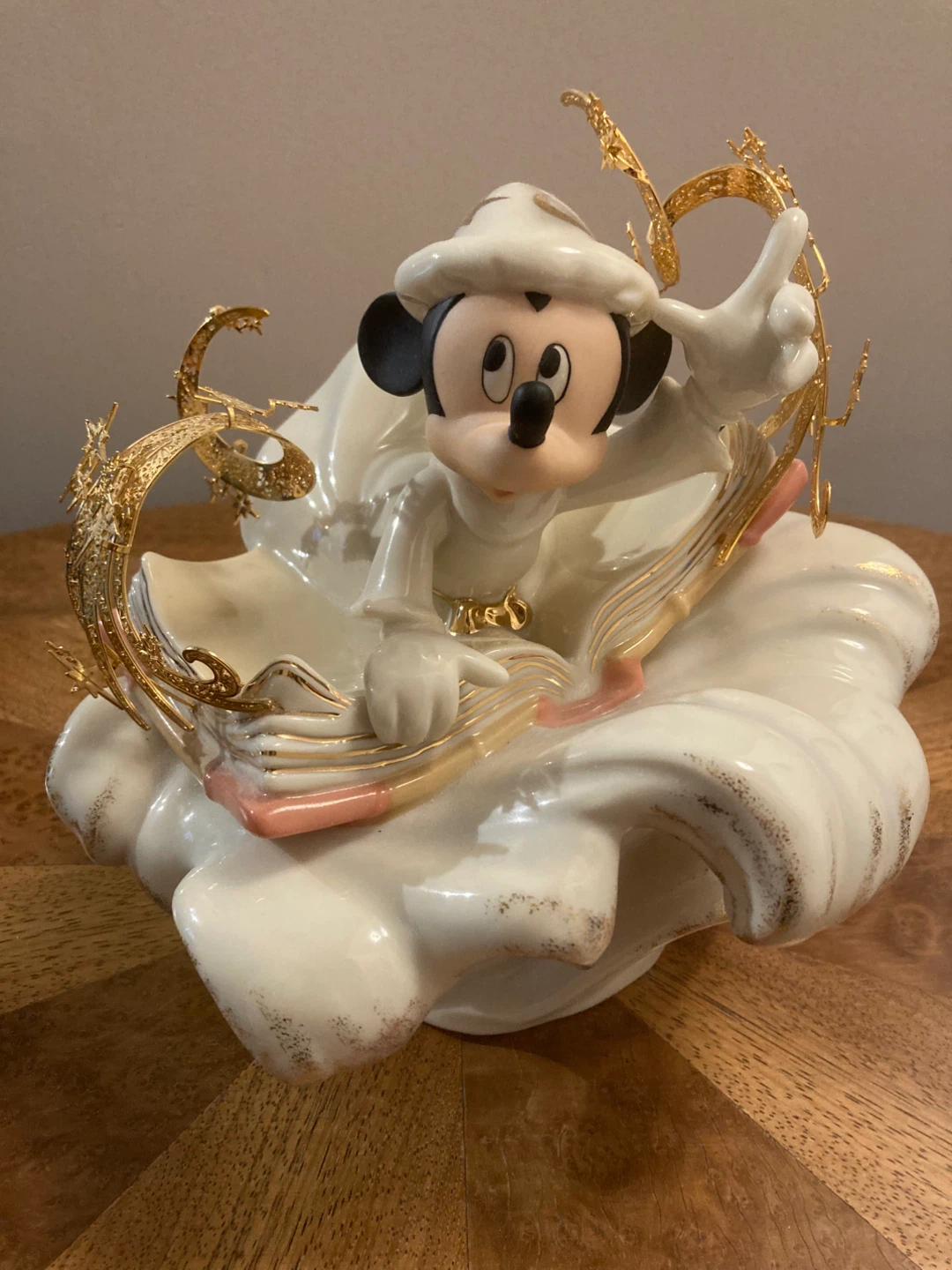 Disney Fantasia Mickey Mouse Sorcerer Figurine - photo 5