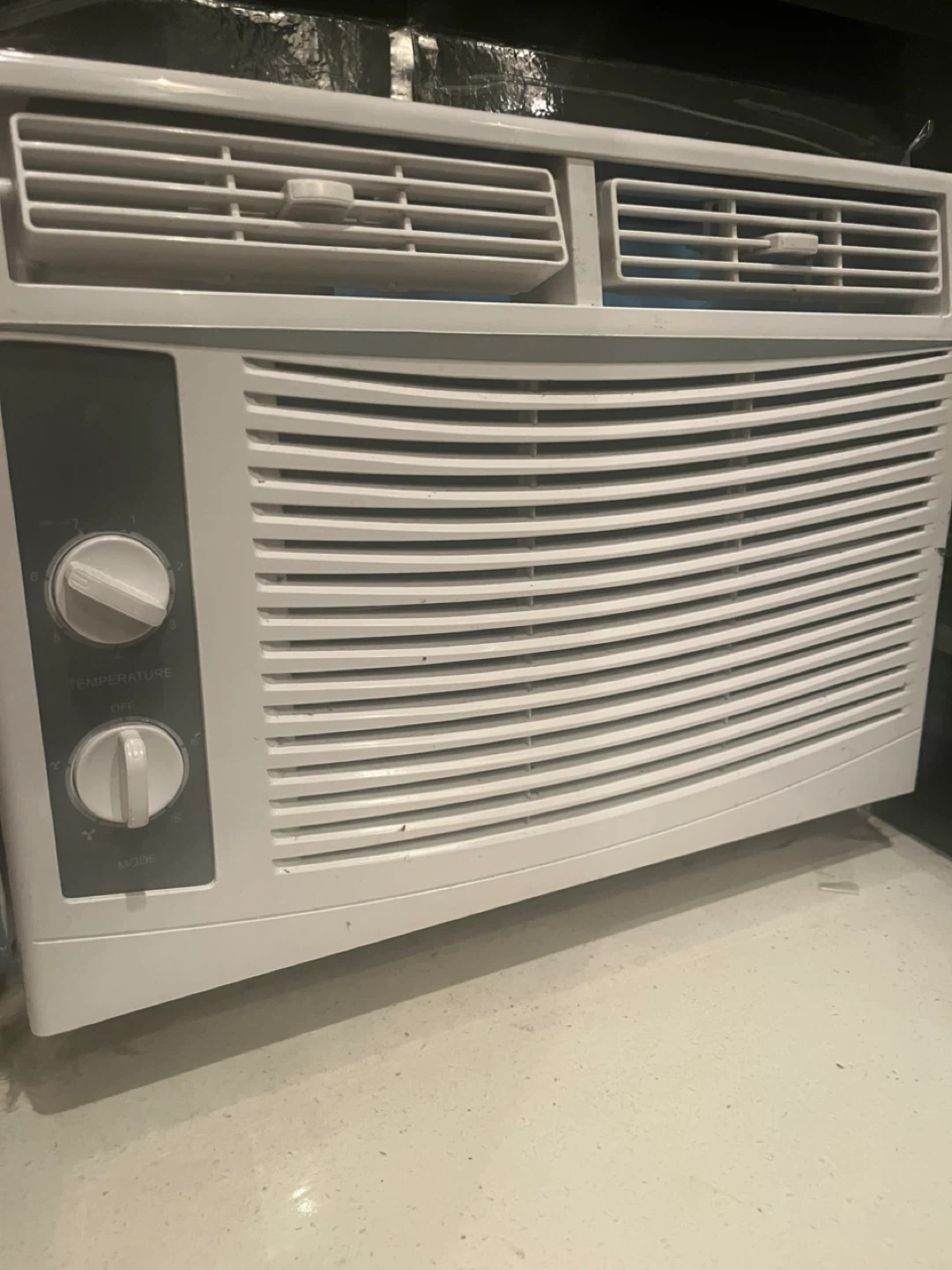 Window Air Conditioner