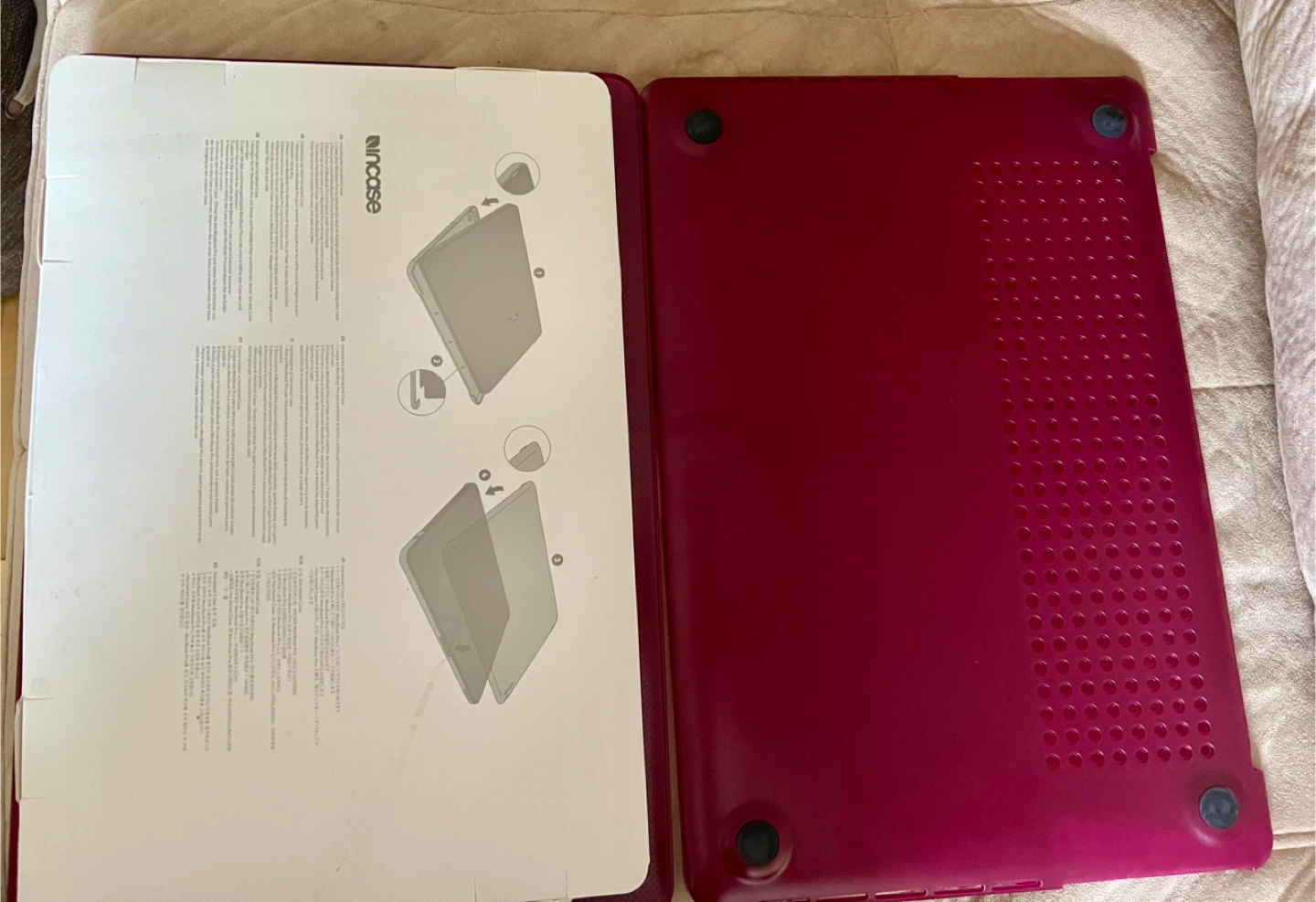 Incase Macbook Pro 15" Case - photo 5