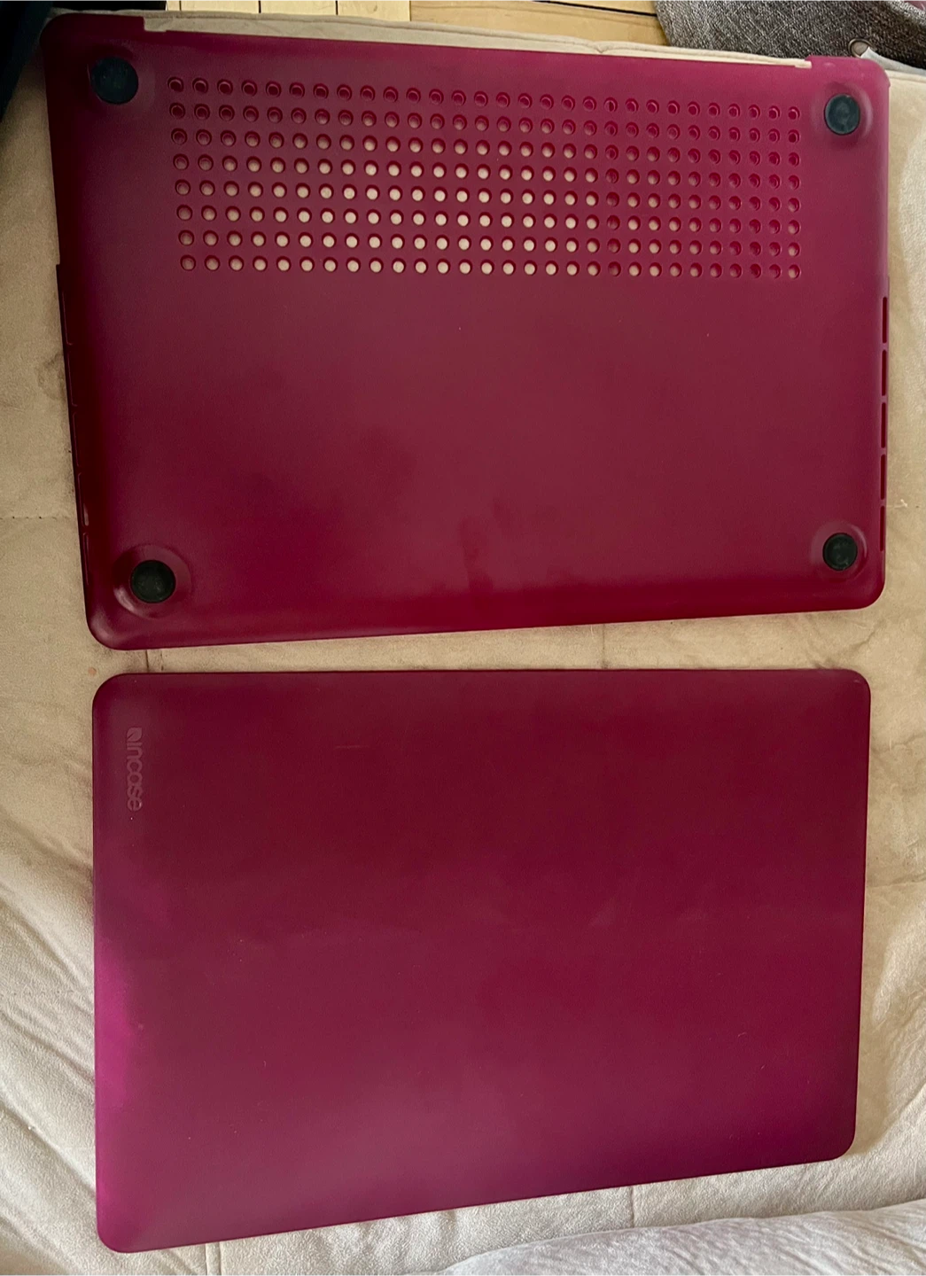 Incase Macbook Pro 15" Case - photo 3