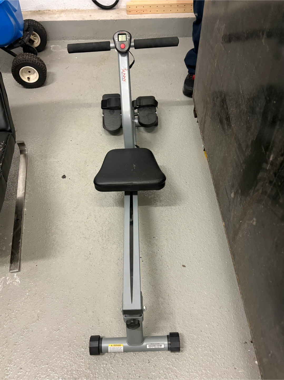 Sunny Health & Fitness Rowing Machine - photo 3