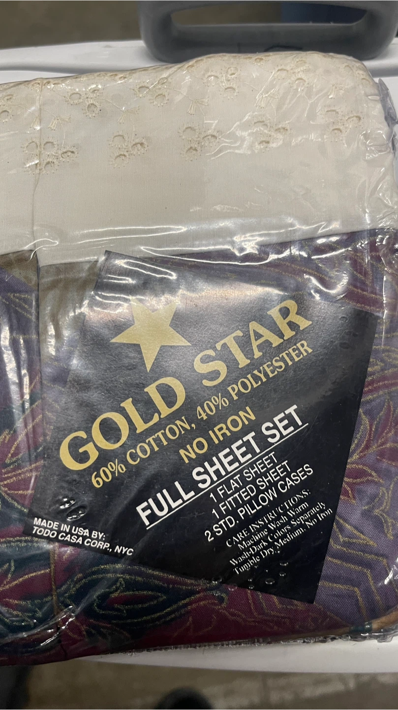 Gold Star Full Sheet Set - New in Package - photo 2