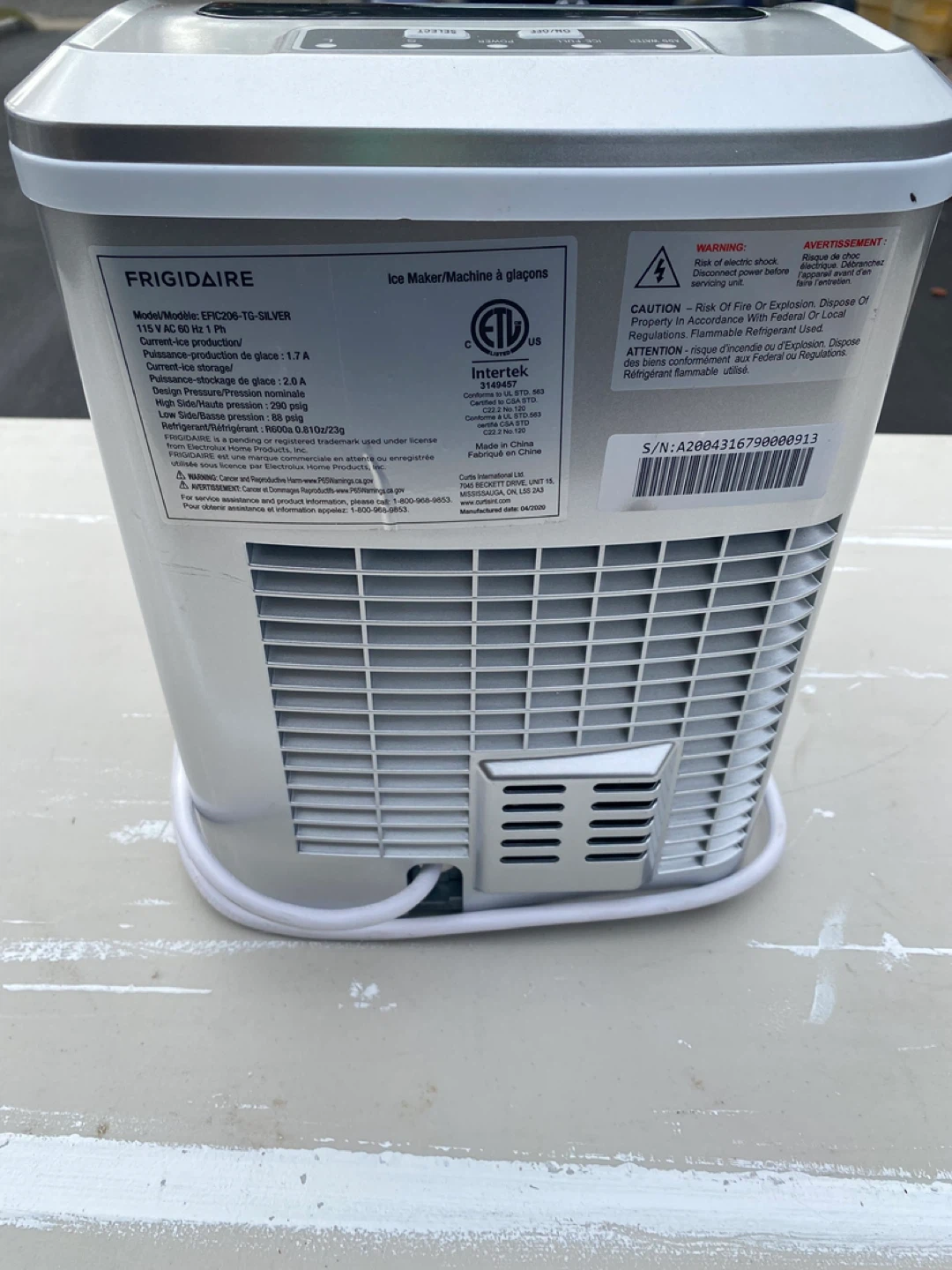 Frigidaire Ice Maker Machine - photo 3