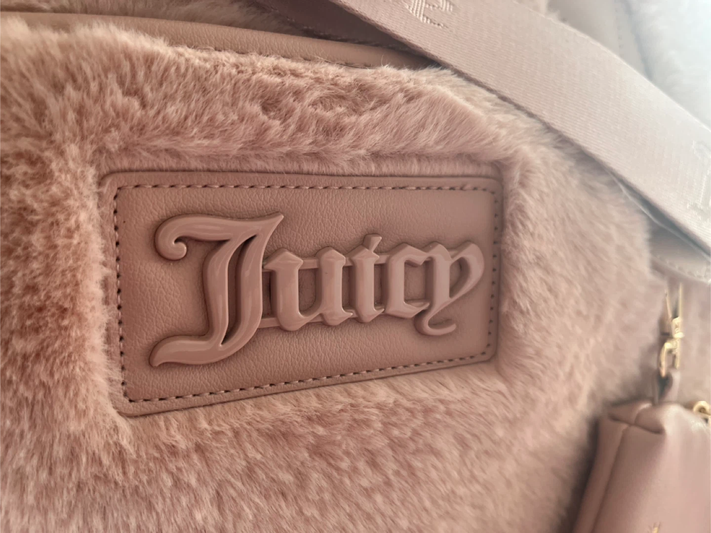 Juicy Couture Pink Faux Fur Duffle Bag with Matching Pouch - photo 2