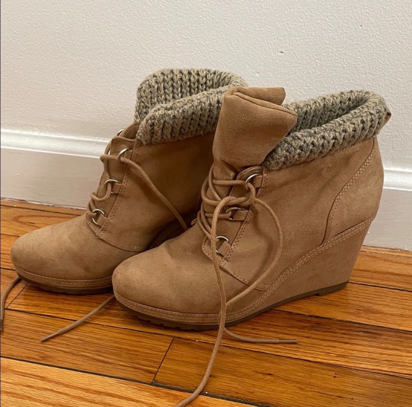 Bershka Tan Suede Knit Wedge Ankle Boots Size EU 39
