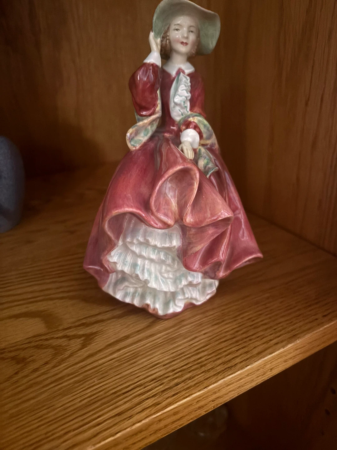 Royal Doulton HN1934 Figurine