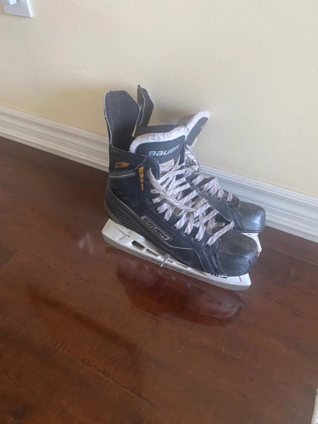 Bauer Hockey Skates - Size US 12