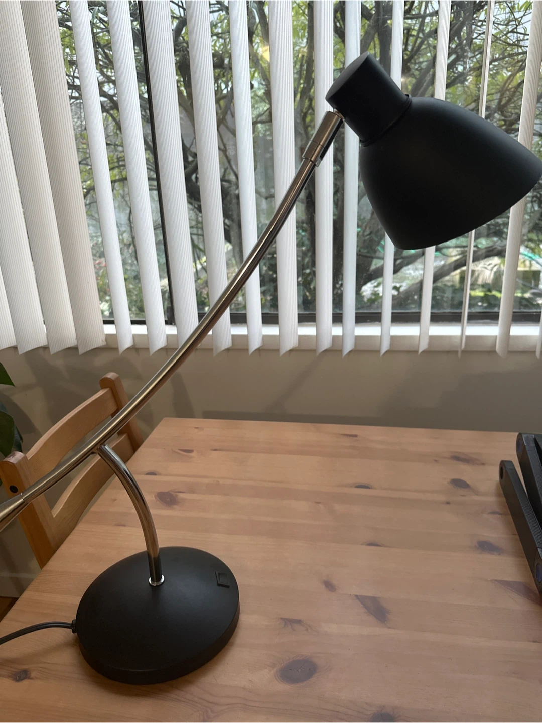 Black Metal Desk Lamp