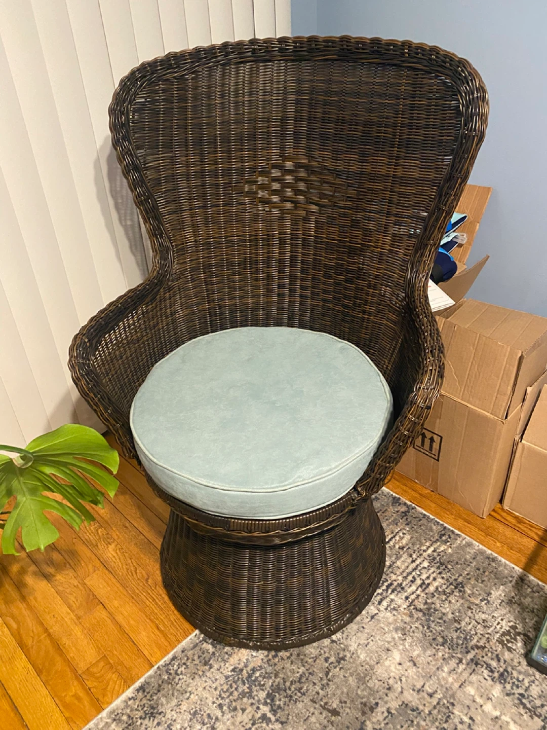 Wicker Peacock Swivel Chair with Blue Cushion