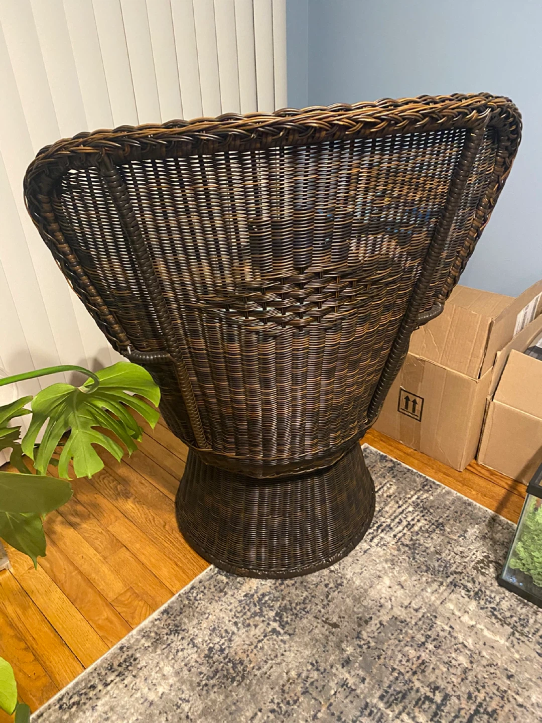 Wicker Peacock Swivel Chair with Blue Cushion - photo 2