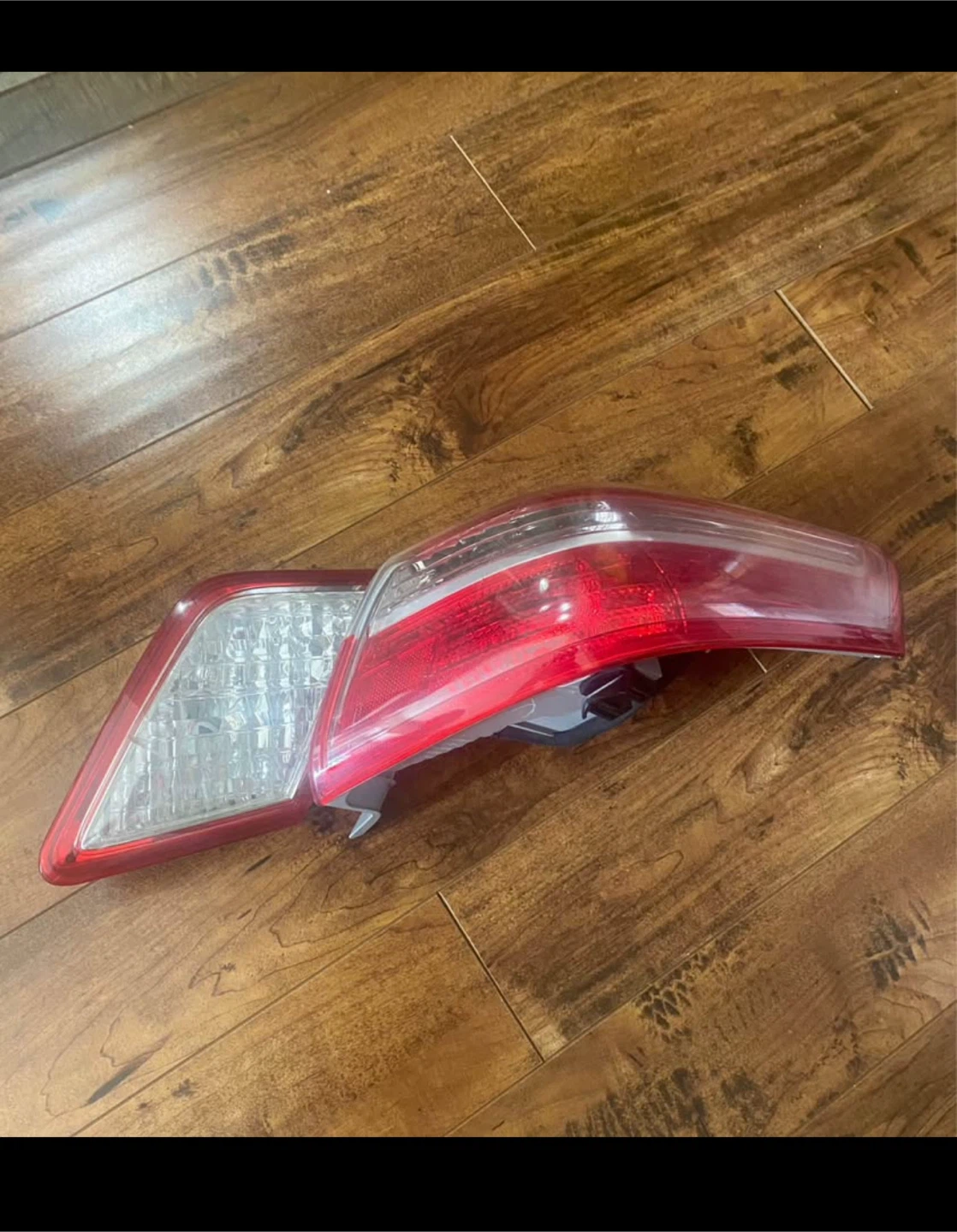 Used Car Tail Light Assembly - photo 2
