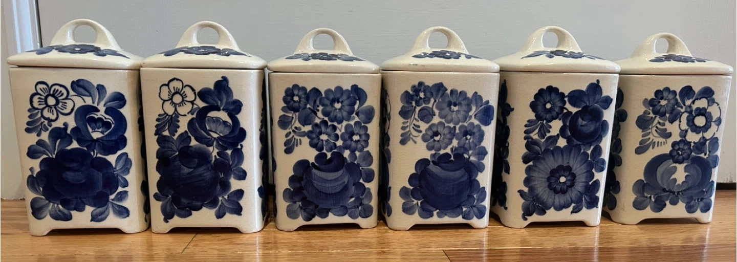 Set of 6 Ceramic Canisters Blue Floral Design - photo 2